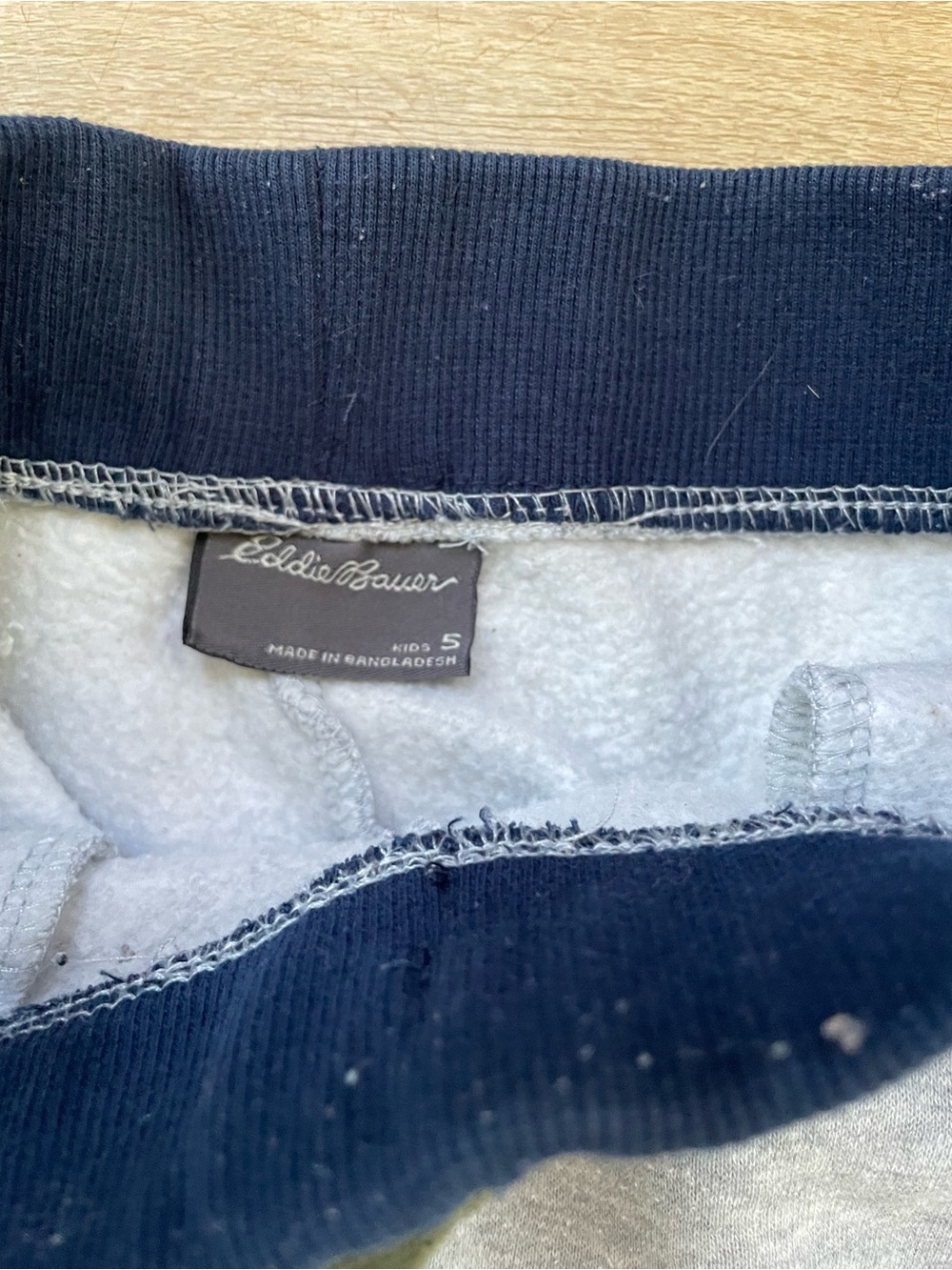 Bundle of 4 Boys Sweatpants size 5T - Picture 3 of 5
